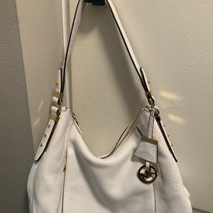 White michael khors purse